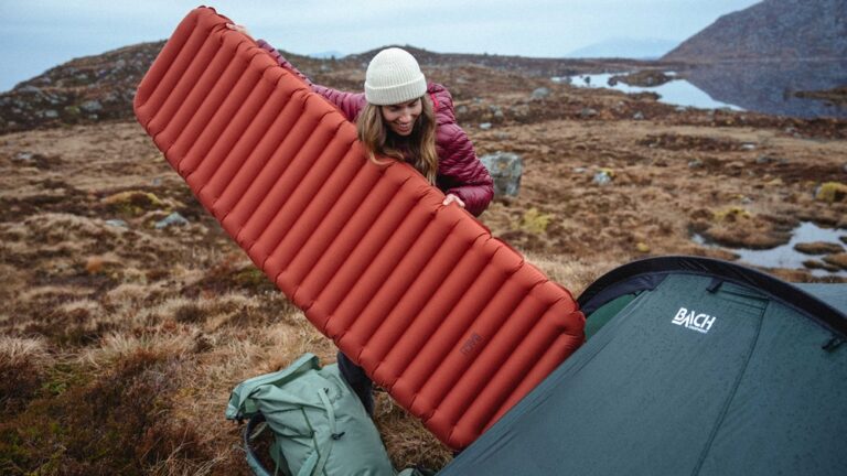 How to Choose Sleeping Pad: Ultimate Guide for Comfort & Durability