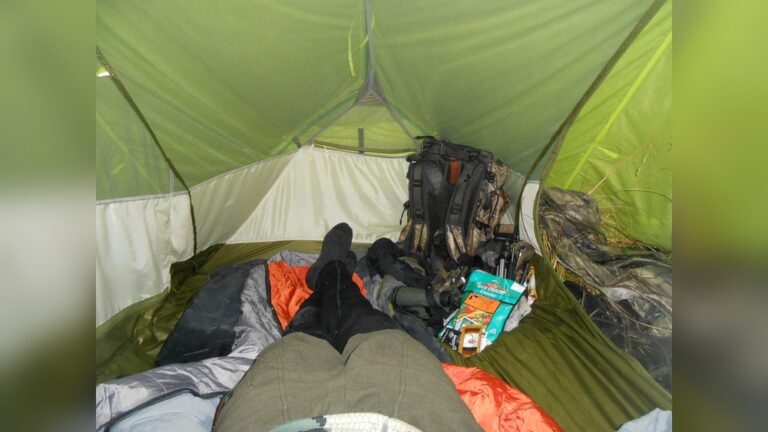 How to Keep a Tent Warm While Camping: Top Tips Revealed